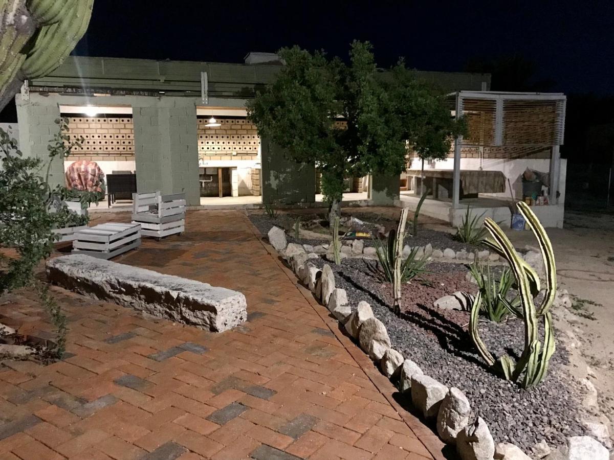 Susu'Z Village Hostel And Rooms La Ventana 외부 사진